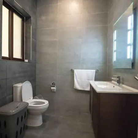 Дом отдыха Margerita Modern House With Pool