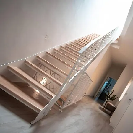 Margerita Modern House With Pool Дом отдыха