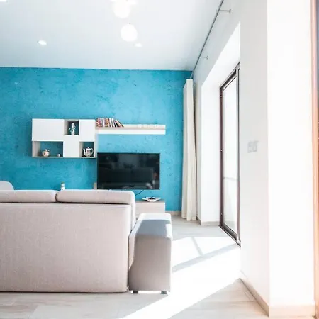 Margerita Modern House With Pool Holiday home Ghammar