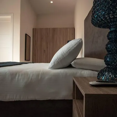 Margerita Modern House With Pool Nyaraló Għammar