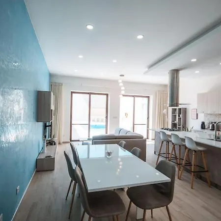 Prázdninový dům Margerita Modern House With Pool