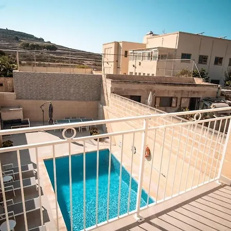 Margerita Modern House With Pool