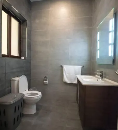 Vakantiehuis Margerita Modern House With Pool