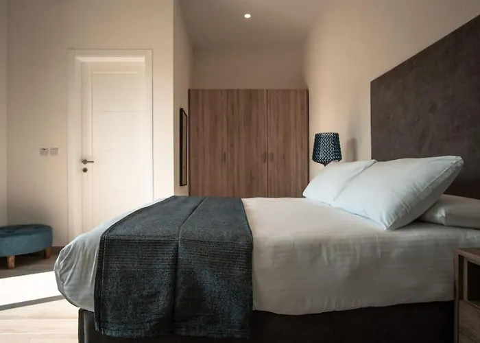 Margerita Modern House With Pool