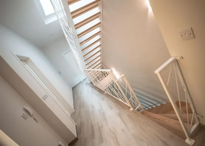 Margerita Modern House With Pool Vakantiehuis *