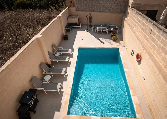 Margerita Modern House With Pool Vakantiehuis *