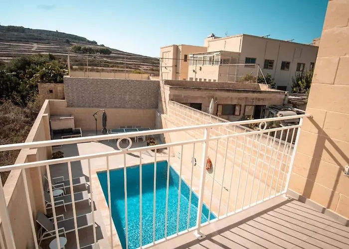 Margerita Modern House With Pool