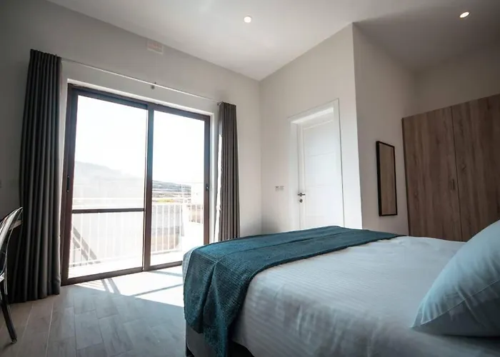 Vakantiehuis Margerita Modern House With Pool Ghammar