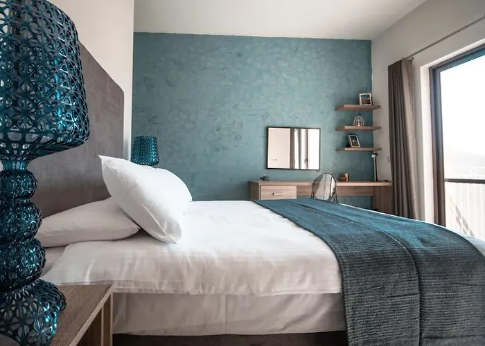 Margerita Modern House With Pool Vakantiehuis Ghammar