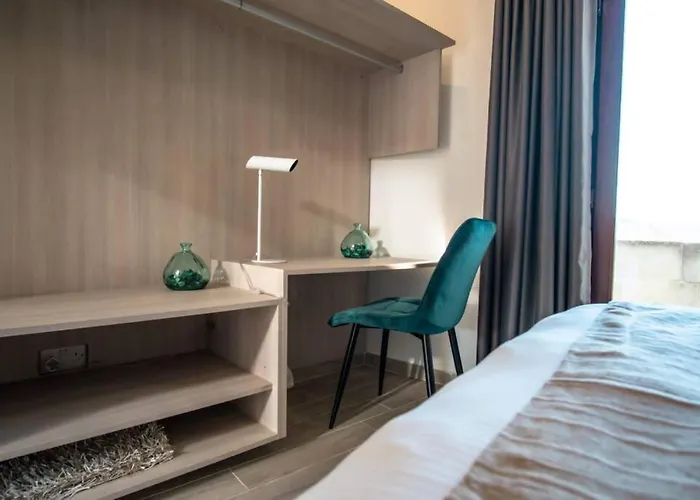 Margerita Modern House With Pool *